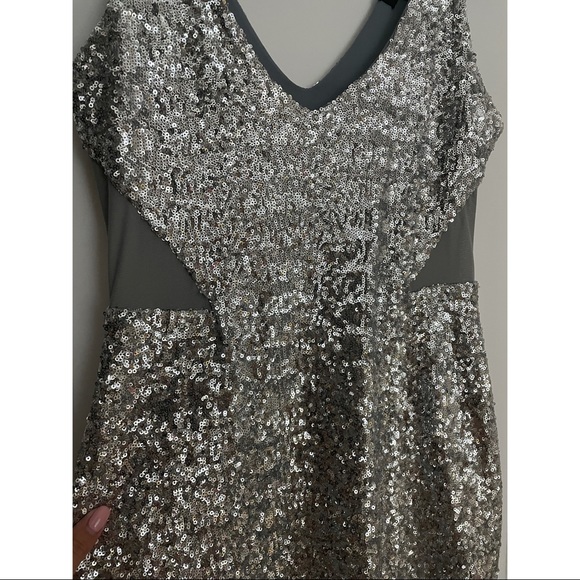 Silver sequin mini dress by Bebe size S - Picture 2 of 4